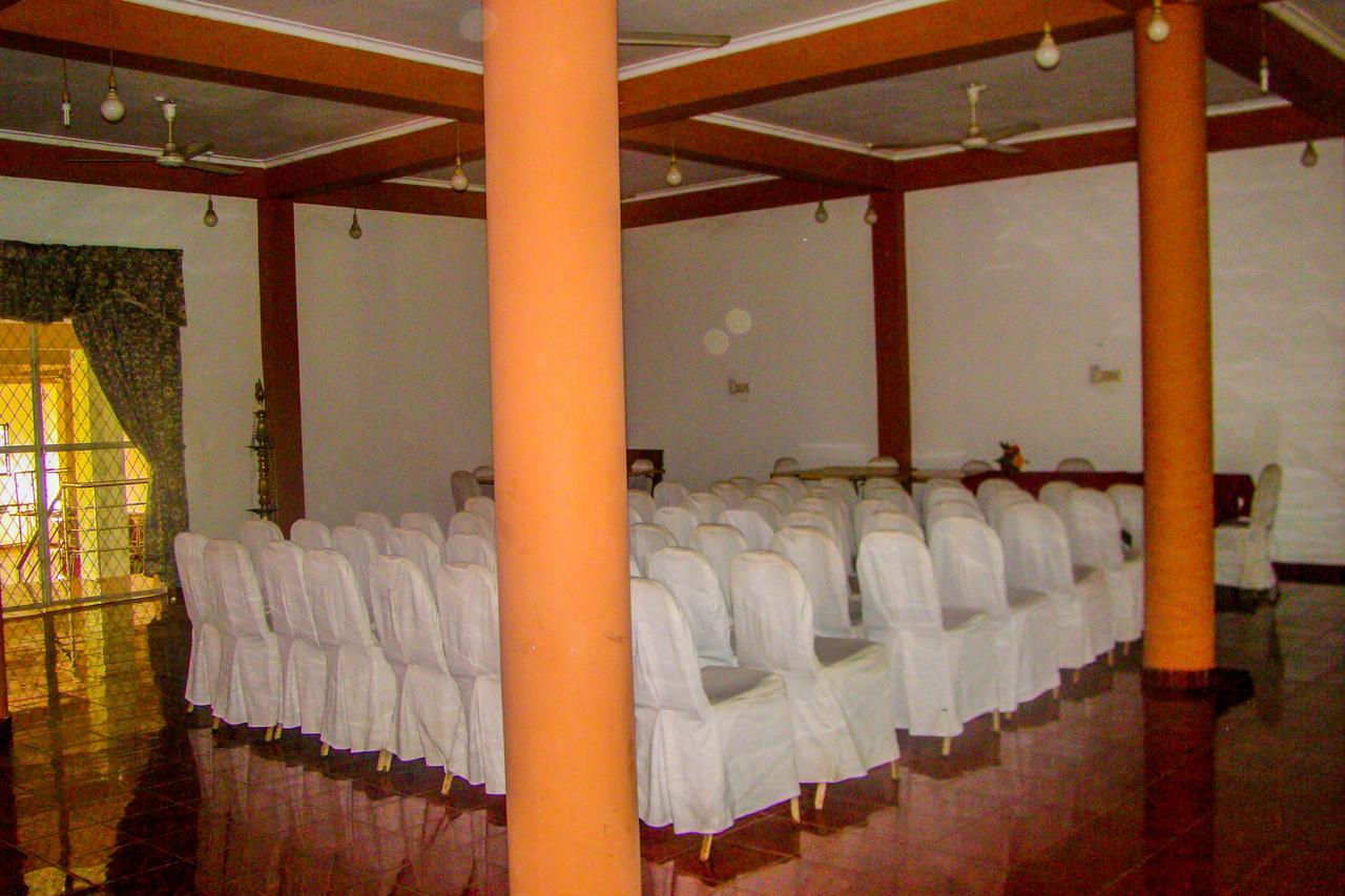 Old Mahawasala Hotel Bambaragaleyaya Bagian luar foto